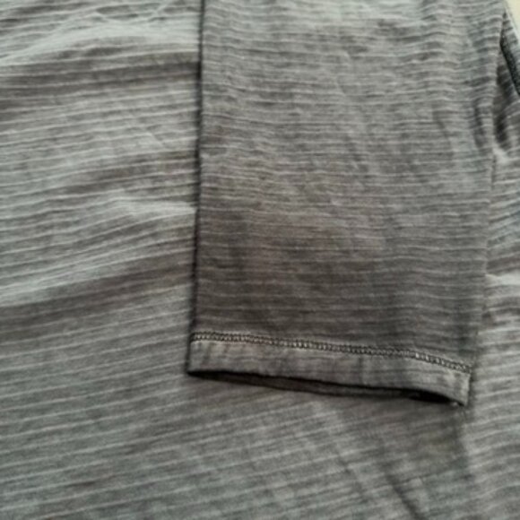 Tommy Bahama Long-Sleeve Crewneck Tee – Charcoal Gray – Size XLT - Picture 10 of 12